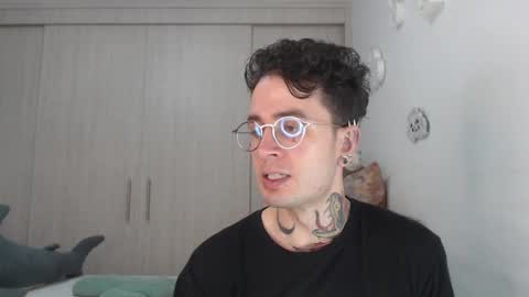 Snapshot of sebasbigdick_ chatting on December 11, 4:49 am spityio instagram online show from December 11, 4:49 am