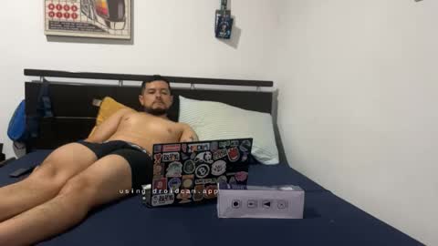 sebaz044 online show from October 18, 5:11 am