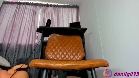 Snapshot of secret_daniell1 chatting on January 25, 5:08 pm Daniela  online show from January 25, 5:08 pm