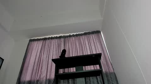Snapshot of secret_daniell1 chatting on February 19, 3:27 pm Daniela  online show from February 19, 3:27 pm