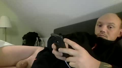 Simon online show from December 6, 10:22 am