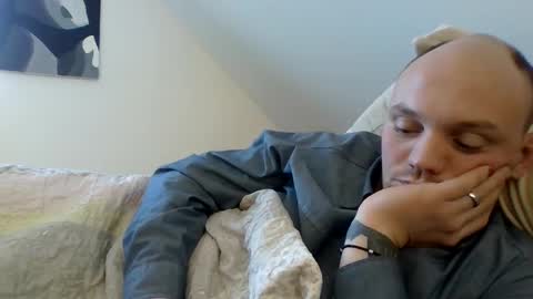 Simon online show from February 18, 2:16 pm