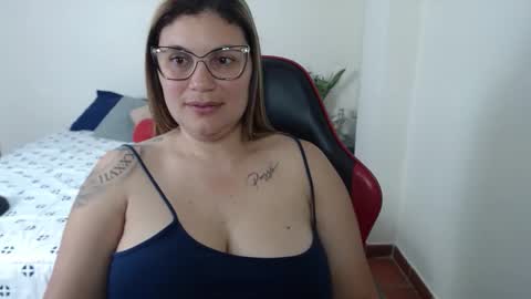 Secret Bella online show from May 17, 10:46 am