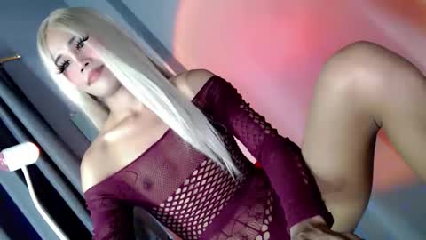 YU RI online show from October 9, 6:41 am