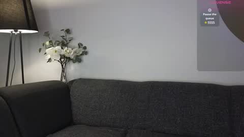 Snapshot of seduced_by_sara chatting on January 14, 9:41 pm Sara online show from January 14, 9:41 pm