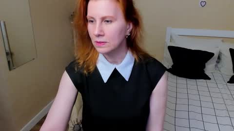 seductive_foxy_ online show from September 20, 4:04 am