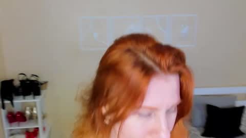 seductive_foxy_ online show from February 16, 7:23 pm