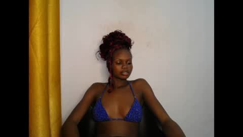 seductive_sugar247 online show from May 29, 4:43 am