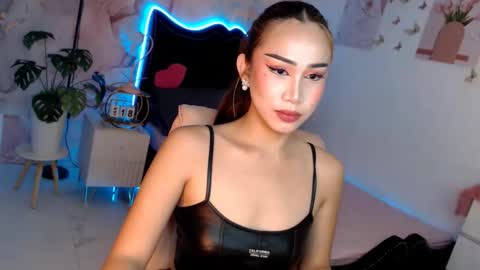 Vanessa online show from January 18, 1:03 am