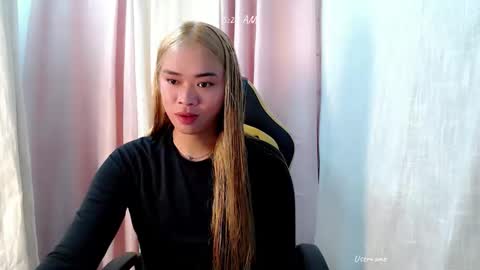 seductive_zyra online show from May 21, 9:21 pm
