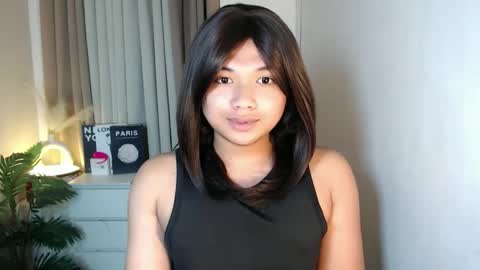 Deluxe online show from January 8, 12:55 pm