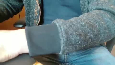 SeidenLust online show from April 15, 5:44 am