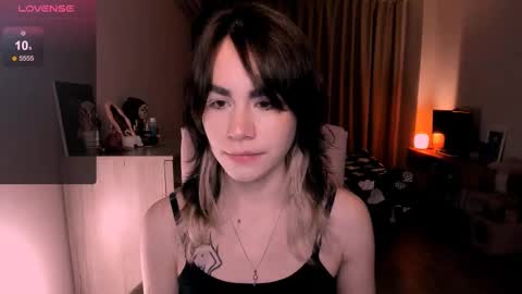 selectrra online show from March 11, 4:07 pm