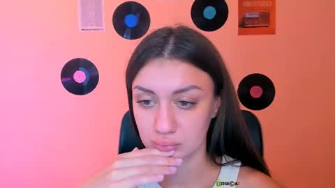 selena  online show from July 18, 9:11 am
