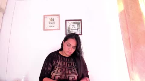 Karen online show from November 15, 5:25 pm