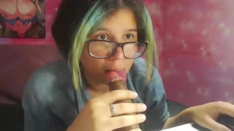Snapshot of selenablairx chatting on February 18, 1:10 am Selena Priscilla Blair Montenegro online show from February 18, 1:10 am