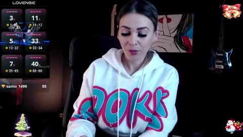 Selena online show from December 11, 7:20 am