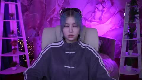 selenairis online show from March 20, 10:48 pm