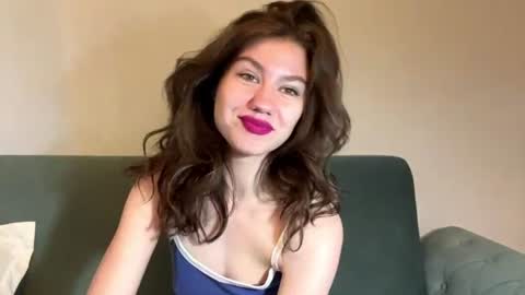 Selena online show from June 19, 4:18 am