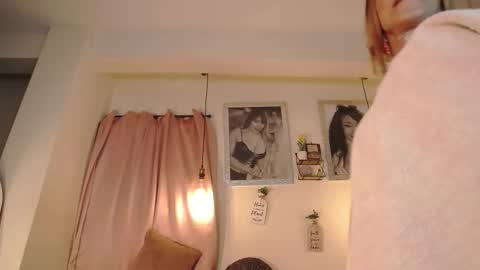 Snapshot of selenarossi chatting on October 15, 11:00 am SelenaRossi online show from October 15, 11:00 am