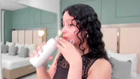 Snapshot of selene_rousse chatting on September 9, 2:44 am Selene Rousse online show from September 9, 2:44 am