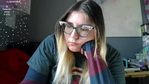 Selene online show from October 20, 2:11 pm