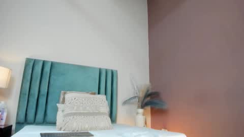 Selene Lujan online show from February 3, 11:58 am