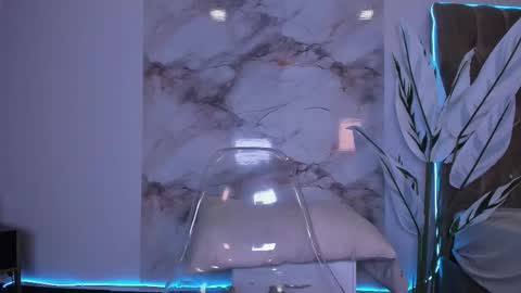 Selene online show from February 16, 8:01 am