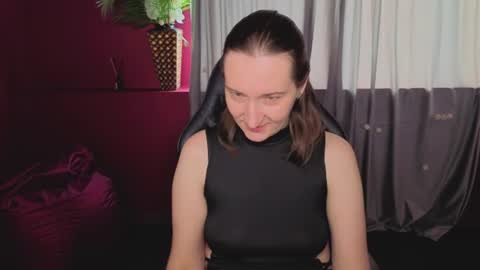 selestiasonata online show from June 21, 1:23 am