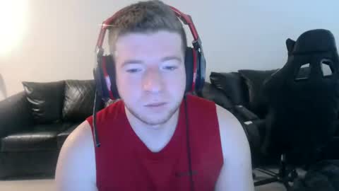 selfmademax579471 online show from February 12, 3:49 pm