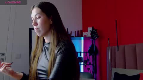 Nicole online show from September 9, 1:38 am