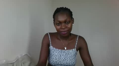 Snapshot of sellinprinces chatting on October 2, 9:57 pm sellinprinces online show from October 2, 9:57 pm