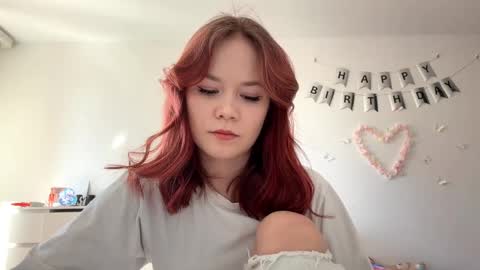 Lily online show from April 5, 9:28 am