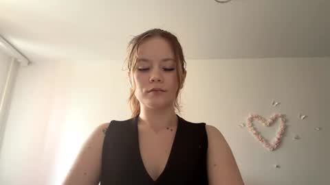 Lily online show from June 27, 12:22 pm