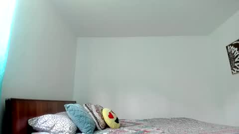Snapshot of selyn_ chatting on September 19, 2:54 pm Selyn online show from September 19, 2:54 pm
