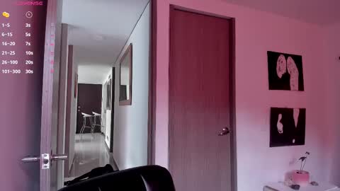 Selyn online show from March 13, 7:28 pm