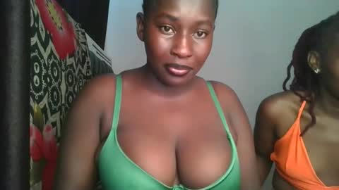 sensual_ria online show from April 1, 9:32 am