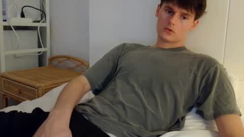 Cam online show from April 9, 1:42 am