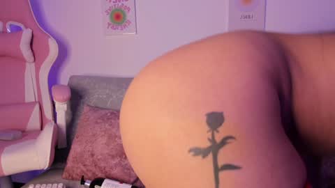 sensualhaven_ online show from January 2, 12:13 am