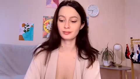 Snapshot of sensuallucy233 chatting on October 22, 11:56 am sensuallucy233 online show from October 22, 11:56 am