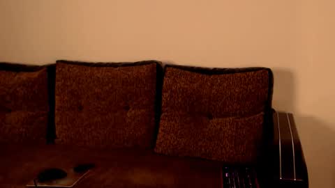 Snapshot of sensualmonique chatting on October 6, 11:00 pm SensualMonique online show from October 6, 11:00 pm