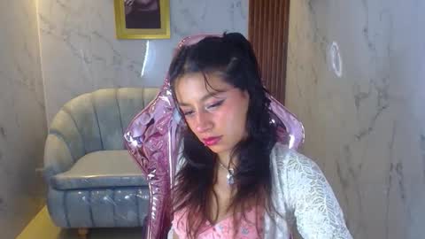 serabella_s online show from January 17, 1:20 pm