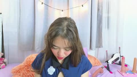 Snapshot of serafina_ chatting on October 8, 1:50 pm serafina_ online show from October 8, 1:50 pm