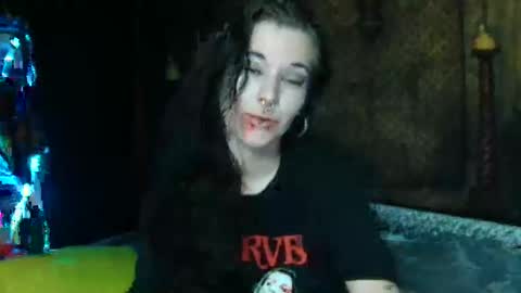 Seraphin Munster online show from March 4, 6:38 pm