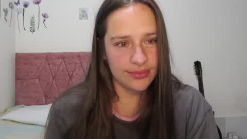 Snapshot of serenity_crystal chatting on September 9, 11:16 pm serenity_crystal online show from September 9, 11:16 pm