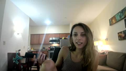 serenityroseee online show from July 2, 9:25 am