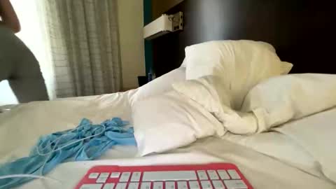 serenityroseee online show from June 9, 9:03 pm