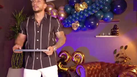 Snapshot of seth_vega_ chatting on October 19, 2:33 pm HEY IM SETH online show from October 19, 2:33 pm