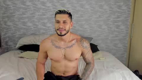 Snapshot of seth_vega_ chatting on February 14, 10:25 pm HEY IM SETH online show from February 14, 10:25 pm