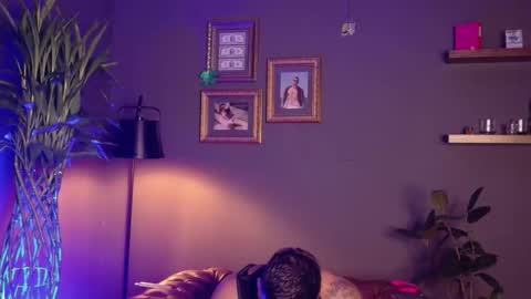 Snapshot of seth_vega_ chatting on October 16, 9:57 pm HEY IM SETH online show from October 16, 9:57 pm